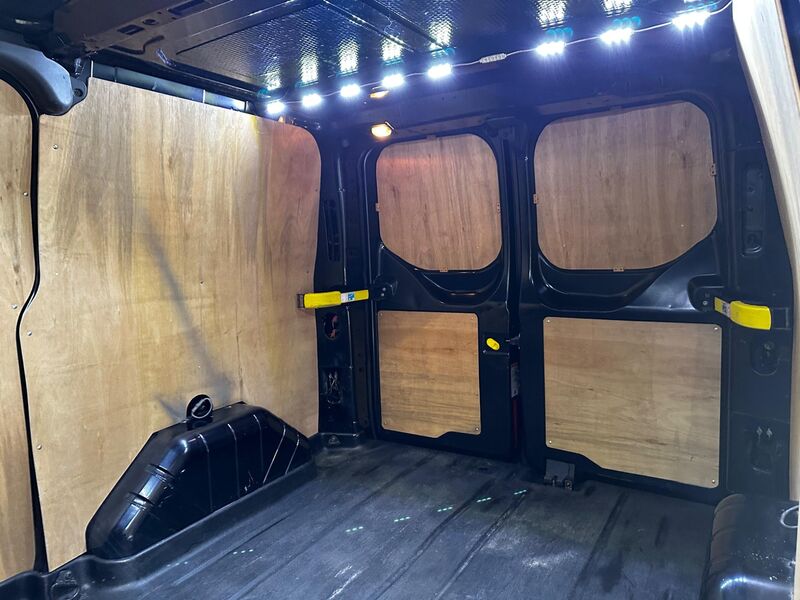 FORD TRANSIT CUSTOM