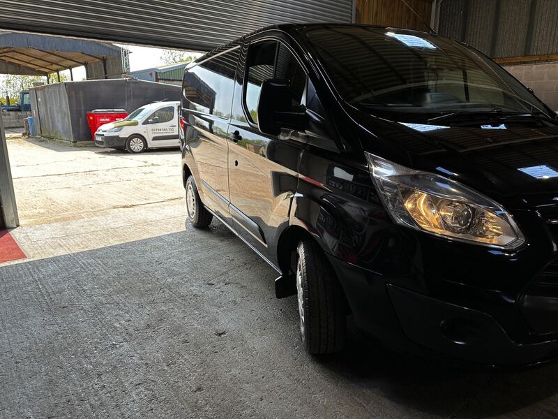 FORD TRANSIT CUSTOM