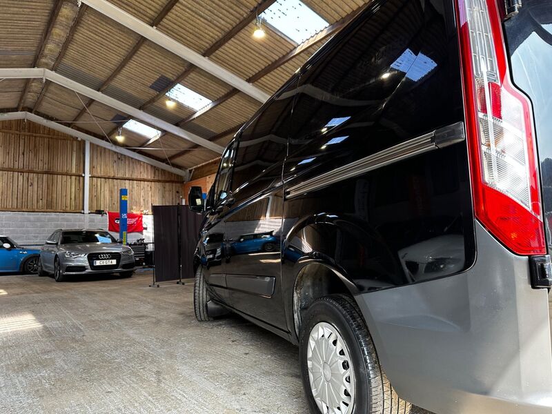 FORD TRANSIT CUSTOM