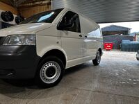 VOLKSWAGEN TRANSPORTER