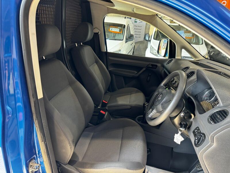 VOLKSWAGEN CADDY