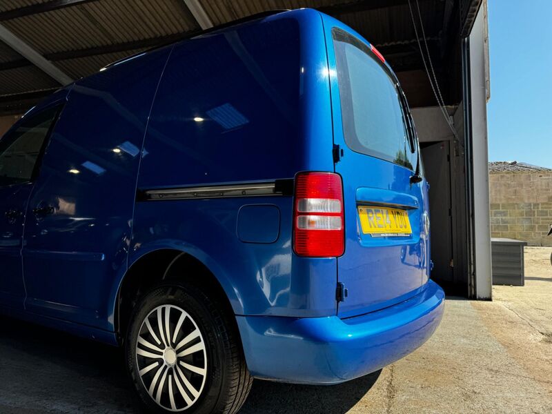 VOLKSWAGEN CADDY