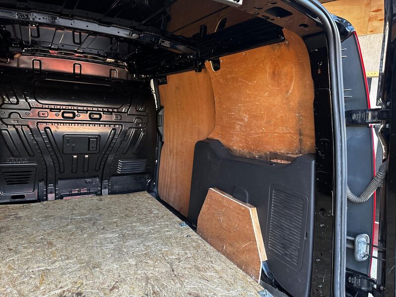 FORD TRANSIT CONNECT