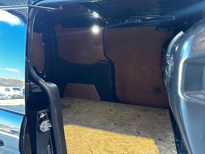 FORD TRANSIT CONNECT