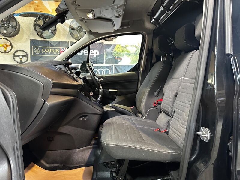 FORD TRANSIT CONNECT