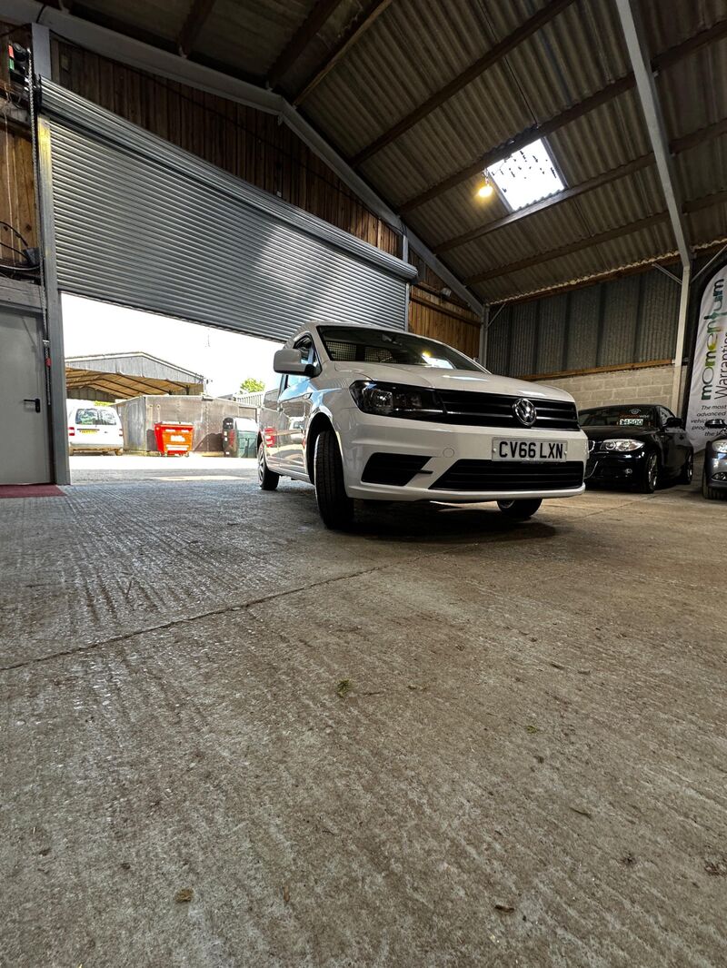 VOLKSWAGEN CADDY