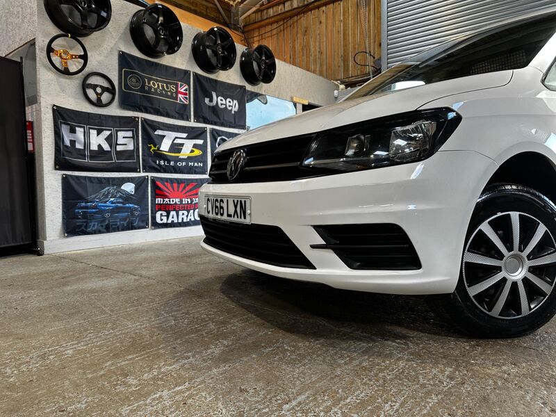 VOLKSWAGEN CADDY