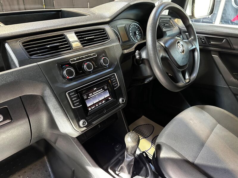 VOLKSWAGEN CADDY