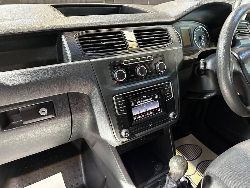VOLKSWAGEN CADDY