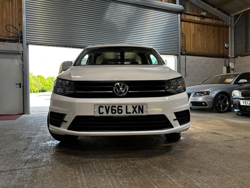 VOLKSWAGEN CADDY