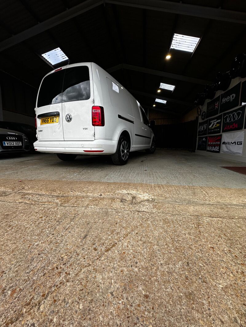 VOLKSWAGEN CADDY MAXI
