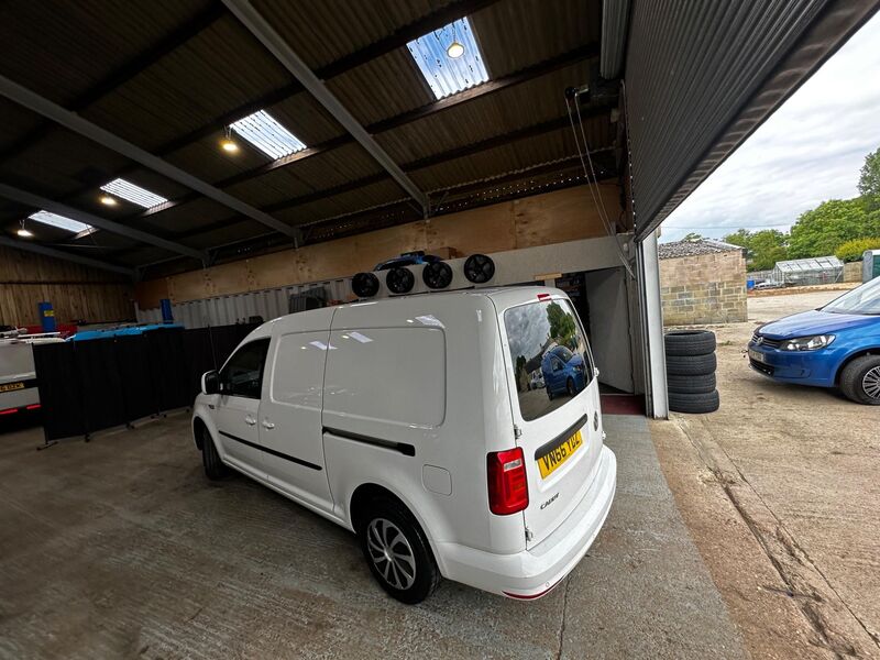 VOLKSWAGEN CADDY MAXI