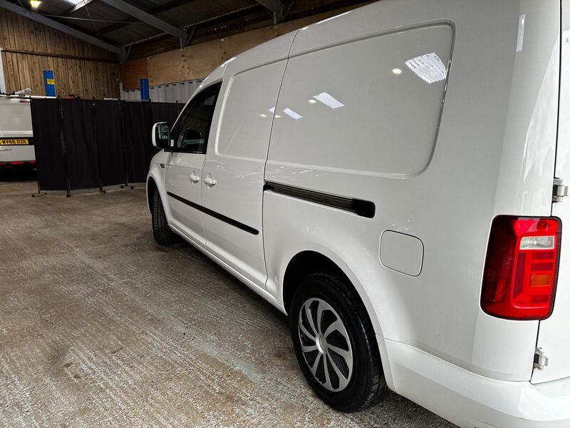 VOLKSWAGEN CADDY MAXI