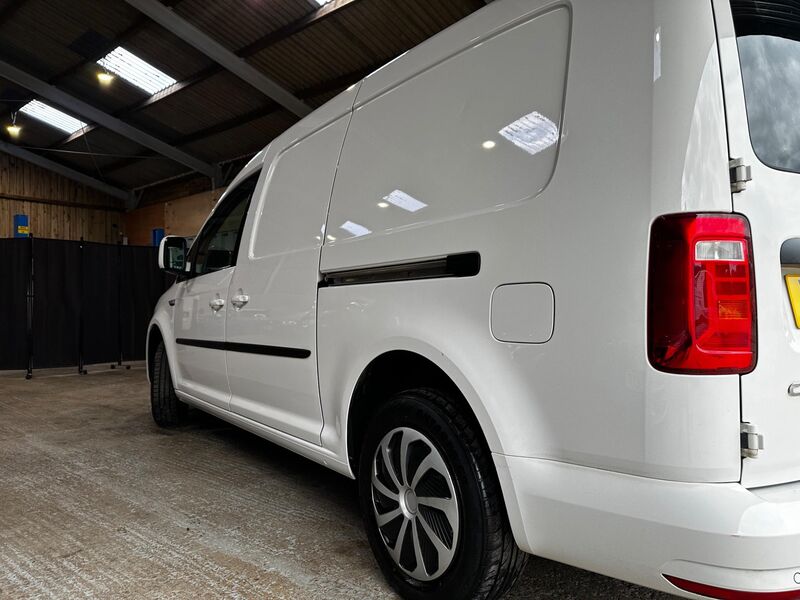 VOLKSWAGEN CADDY MAXI
