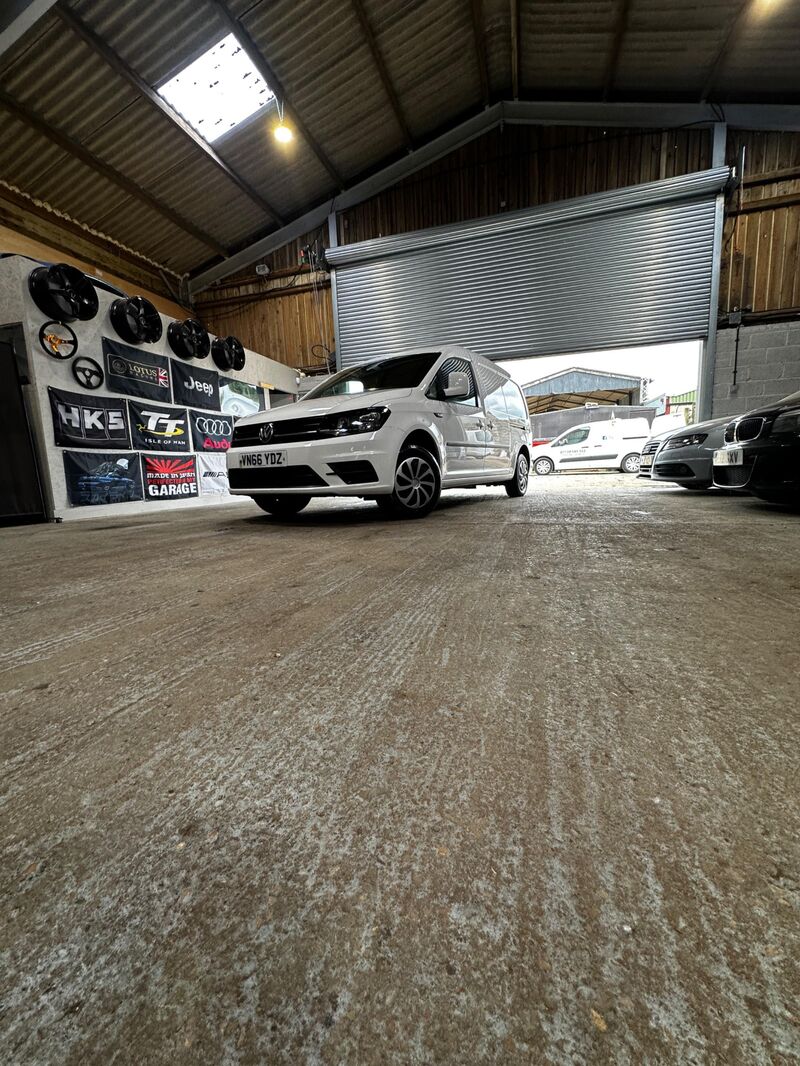 VOLKSWAGEN CADDY MAXI