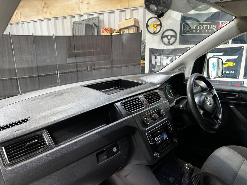 VOLKSWAGEN CADDY MAXI