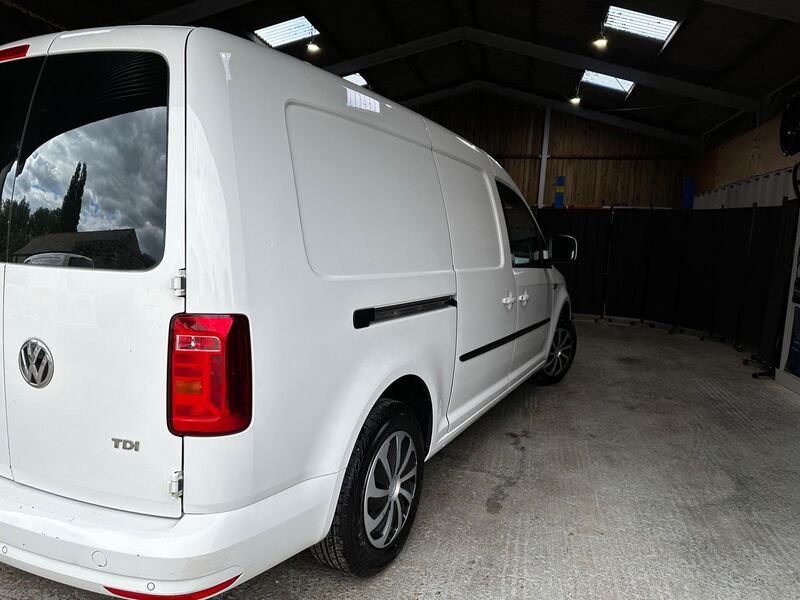 VOLKSWAGEN CADDY MAXI