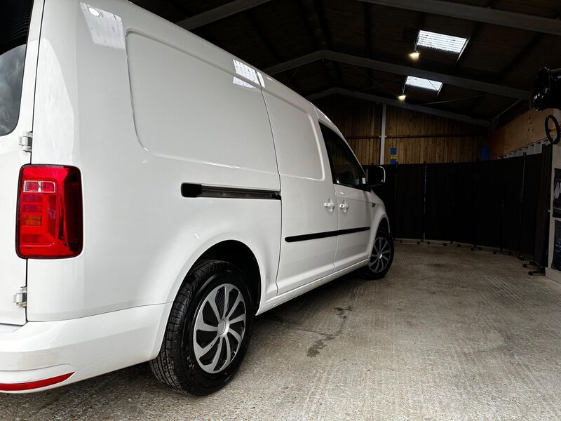 VOLKSWAGEN CADDY MAXI