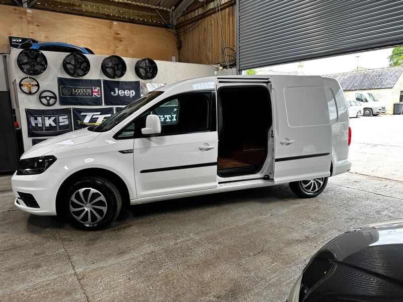 VOLKSWAGEN CADDY MAXI