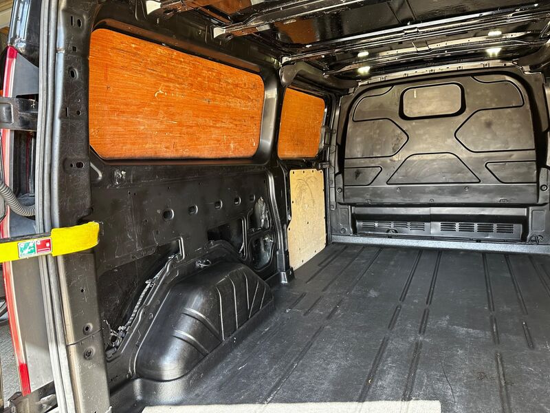 FORD TRANSIT CUSTOM