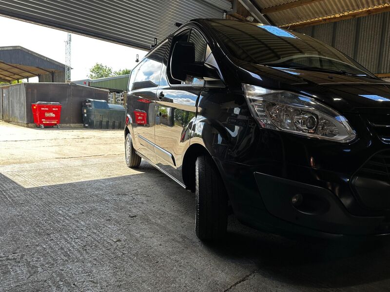 FORD TRANSIT CUSTOM
