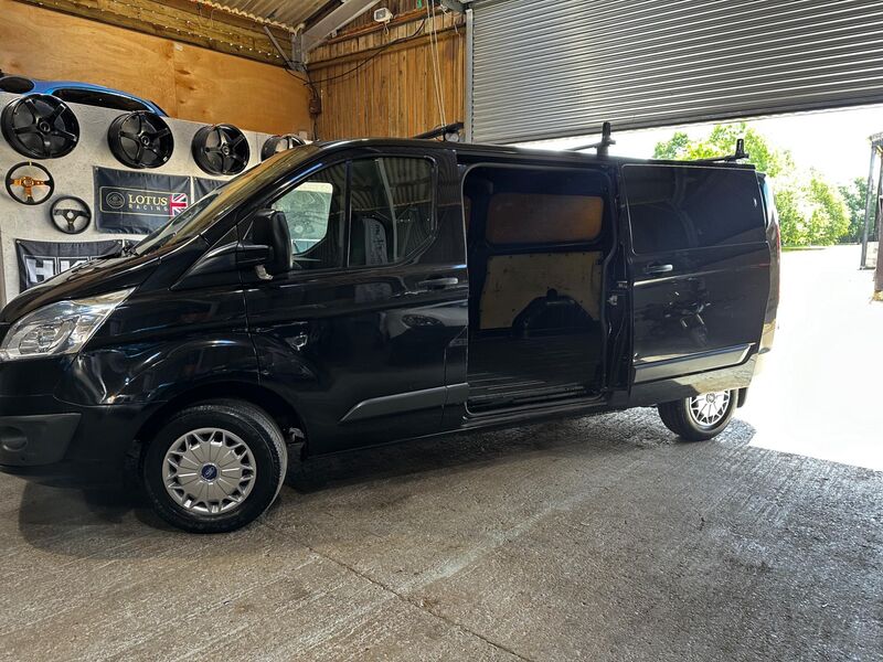 FORD TRANSIT CUSTOM