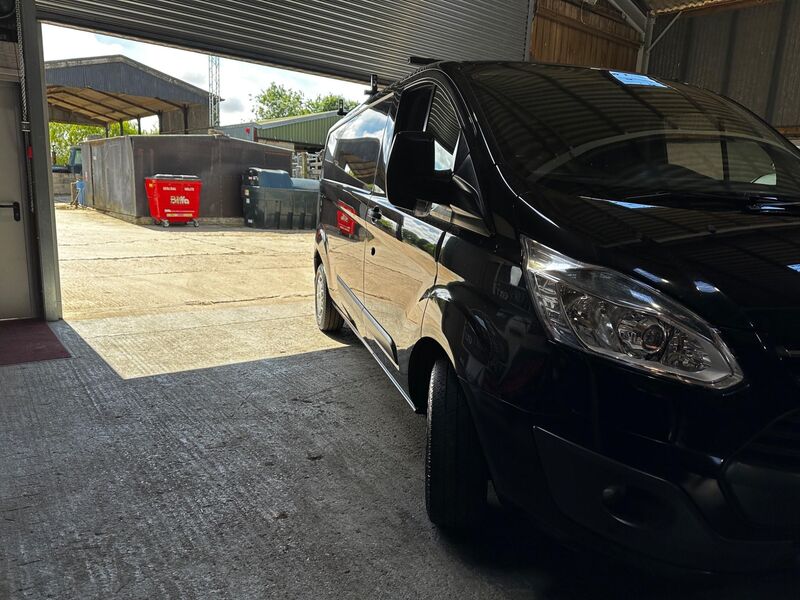 FORD TRANSIT CUSTOM