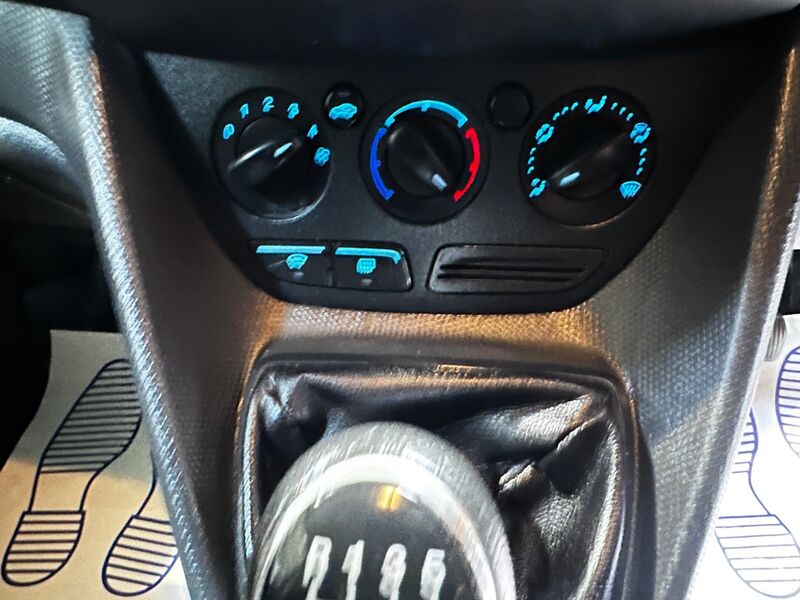 FORD TRANSIT CONNECT
