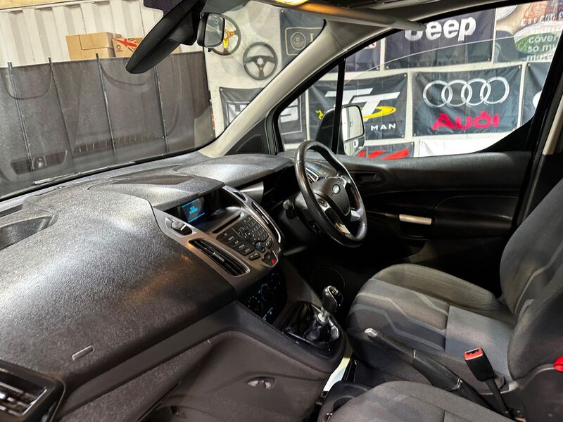 FORD TRANSIT CONNECT