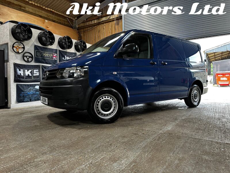VOLKSWAGEN TRANSPORTER