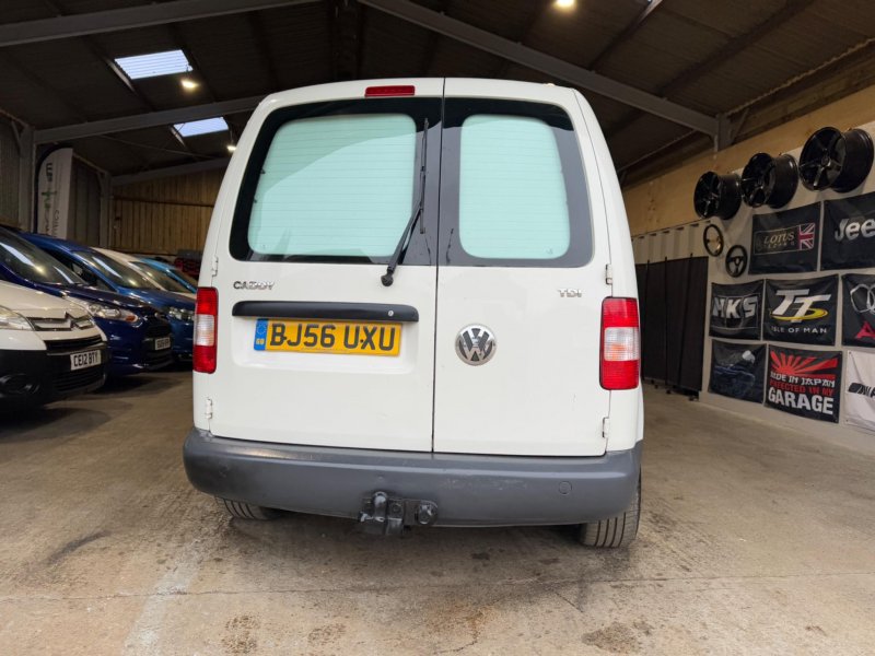 VOLKSWAGEN CADDY
