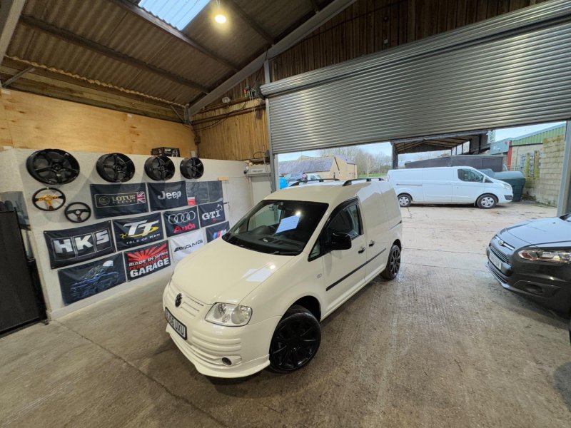 VOLKSWAGEN CADDY