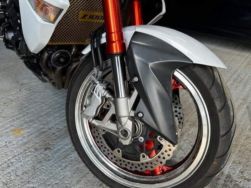 KAWASAKI Z1000