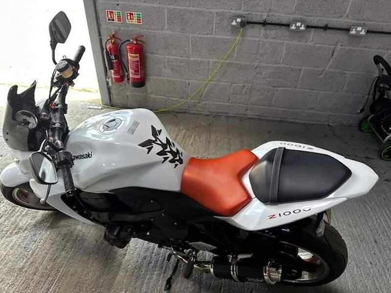 KAWASAKI Z1000