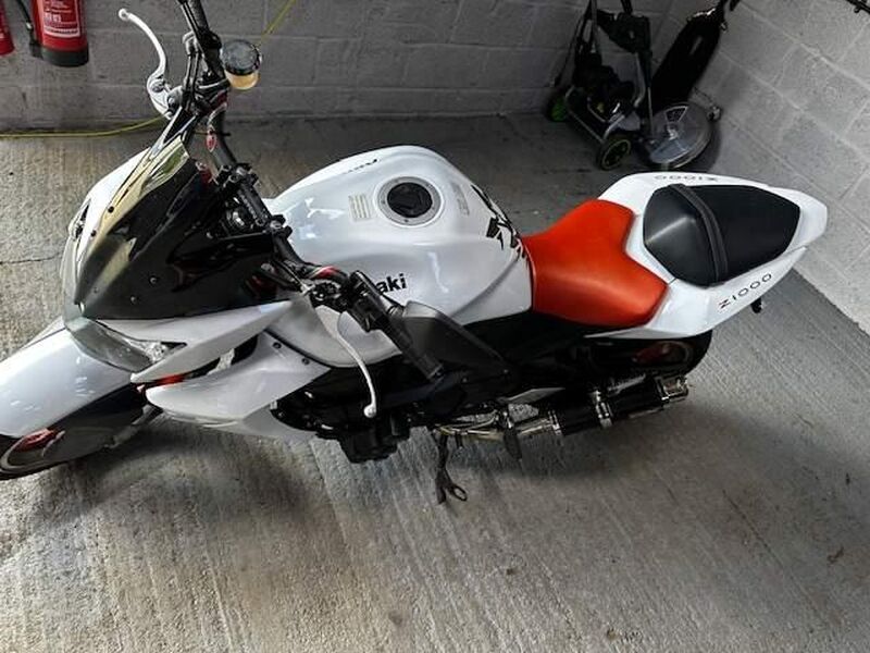 KAWASAKI Z1000