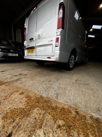 VAUXHALL VIVARO