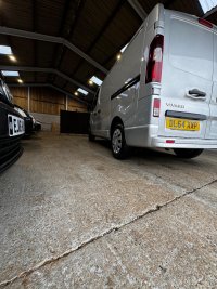 VAUXHALL VIVARO