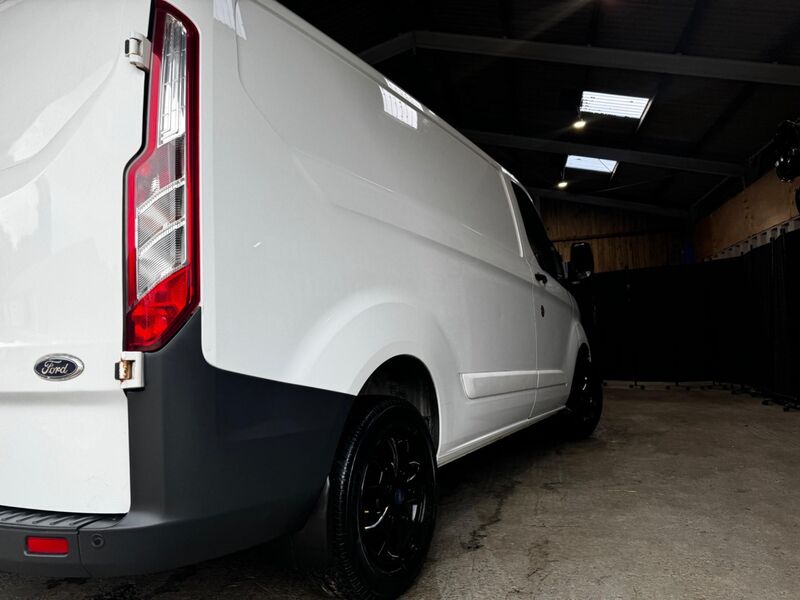 FORD TRANSIT CUSTOM