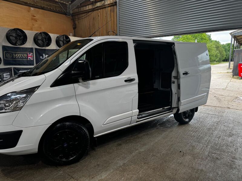 FORD TRANSIT CUSTOM