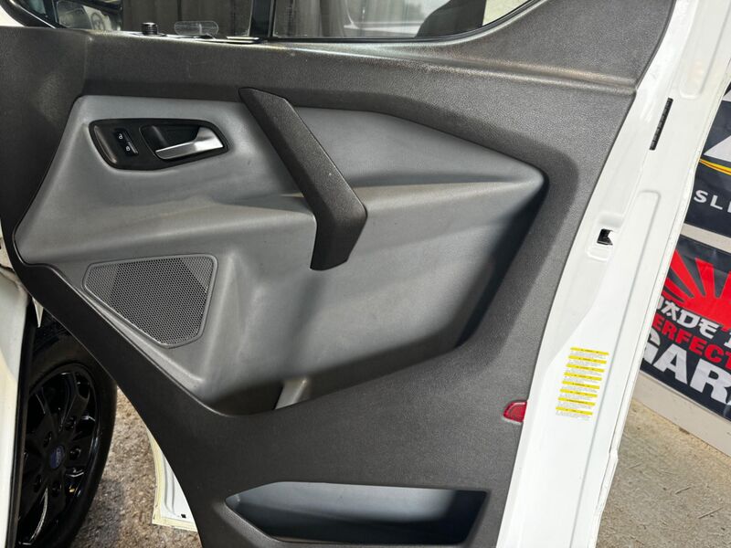 FORD TRANSIT CUSTOM