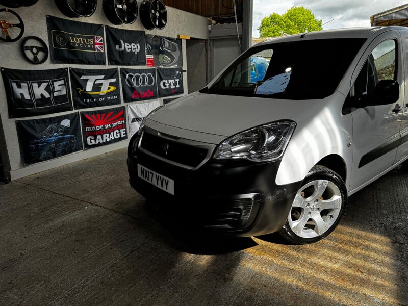 PEUGEOT PARTNER