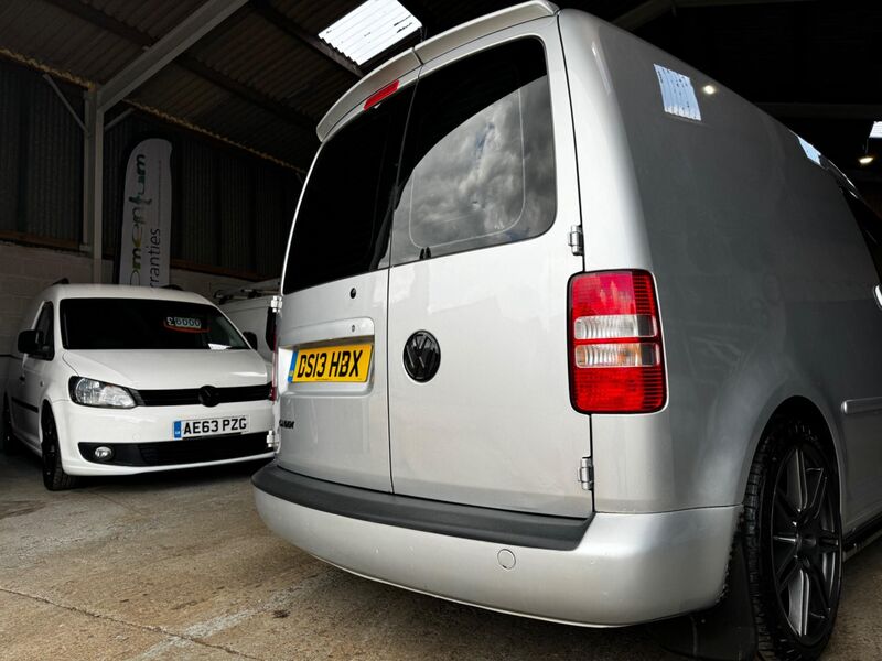 VOLKSWAGEN CADDY