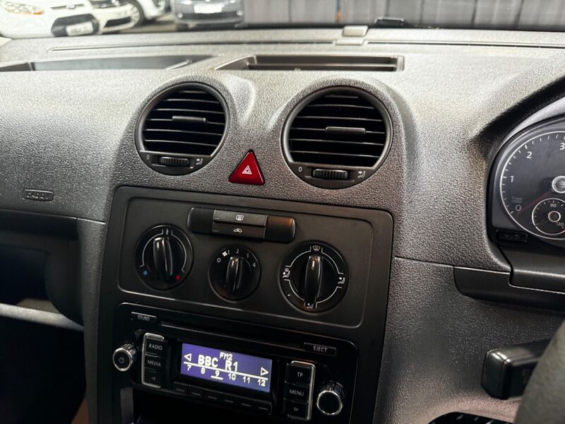 VOLKSWAGEN CADDY