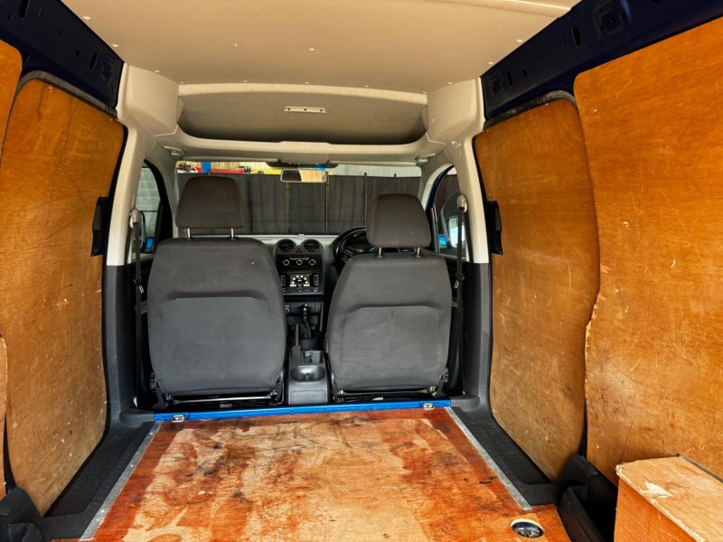 VOLKSWAGEN CADDY MAXI