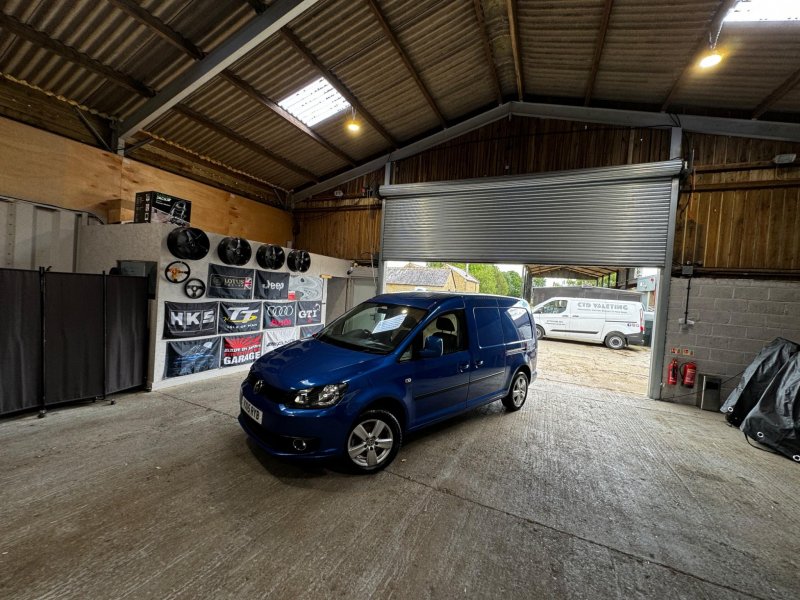 VOLKSWAGEN CADDY MAXI