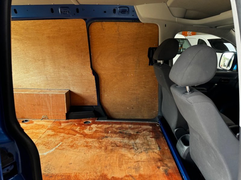 VOLKSWAGEN CADDY MAXI