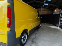 VAUXHALL VIVARO