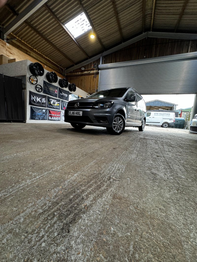 VOLKSWAGEN CADDY MAXI