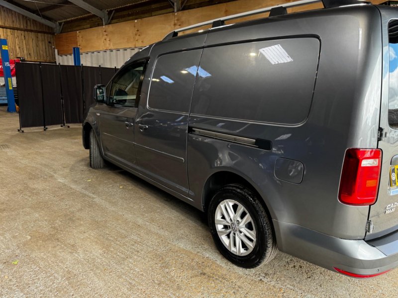 VOLKSWAGEN CADDY MAXI