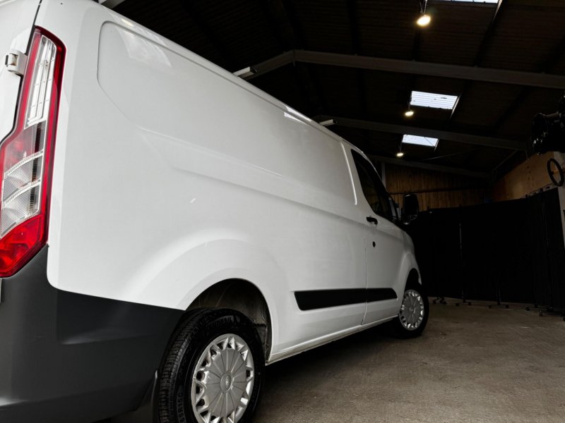 FORD TRANSIT CUSTOM